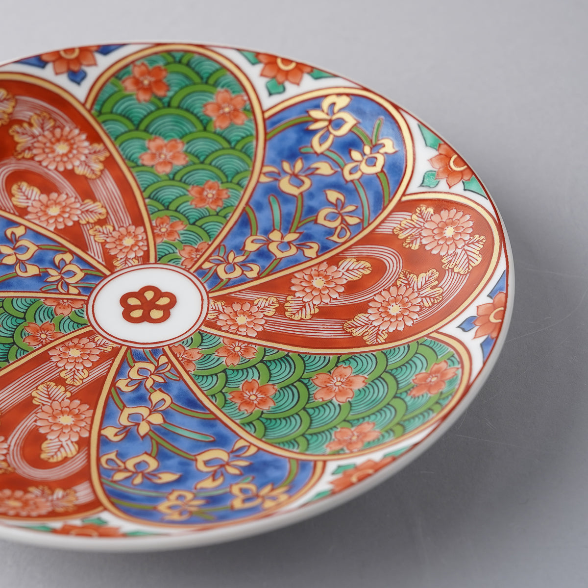 波佐見焼 古伊万里様式 菊割紋皿 14.5cm ARITA HASAMI JAPAN