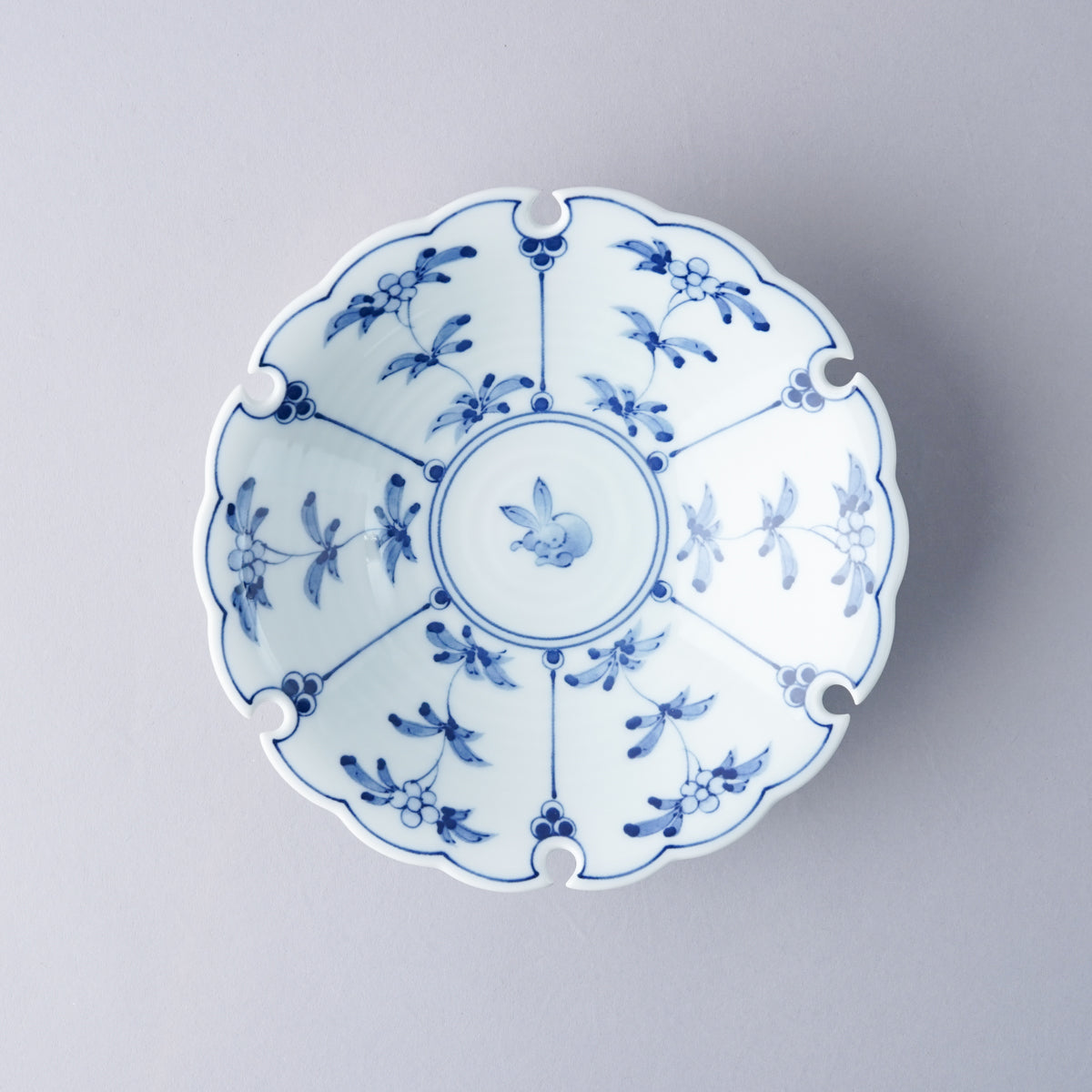 波佐見焼 染付 輪花紋 中鉢 15.5cm 高山陶器の通販｜Studio1156