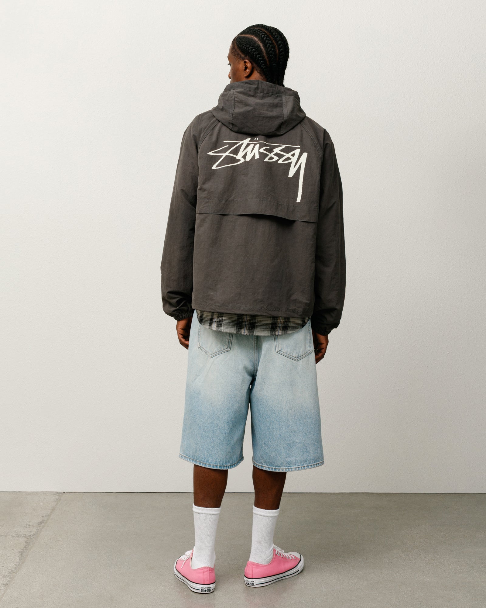 Beach Shell Wave Dye – Black | Outerwear | Stüssy