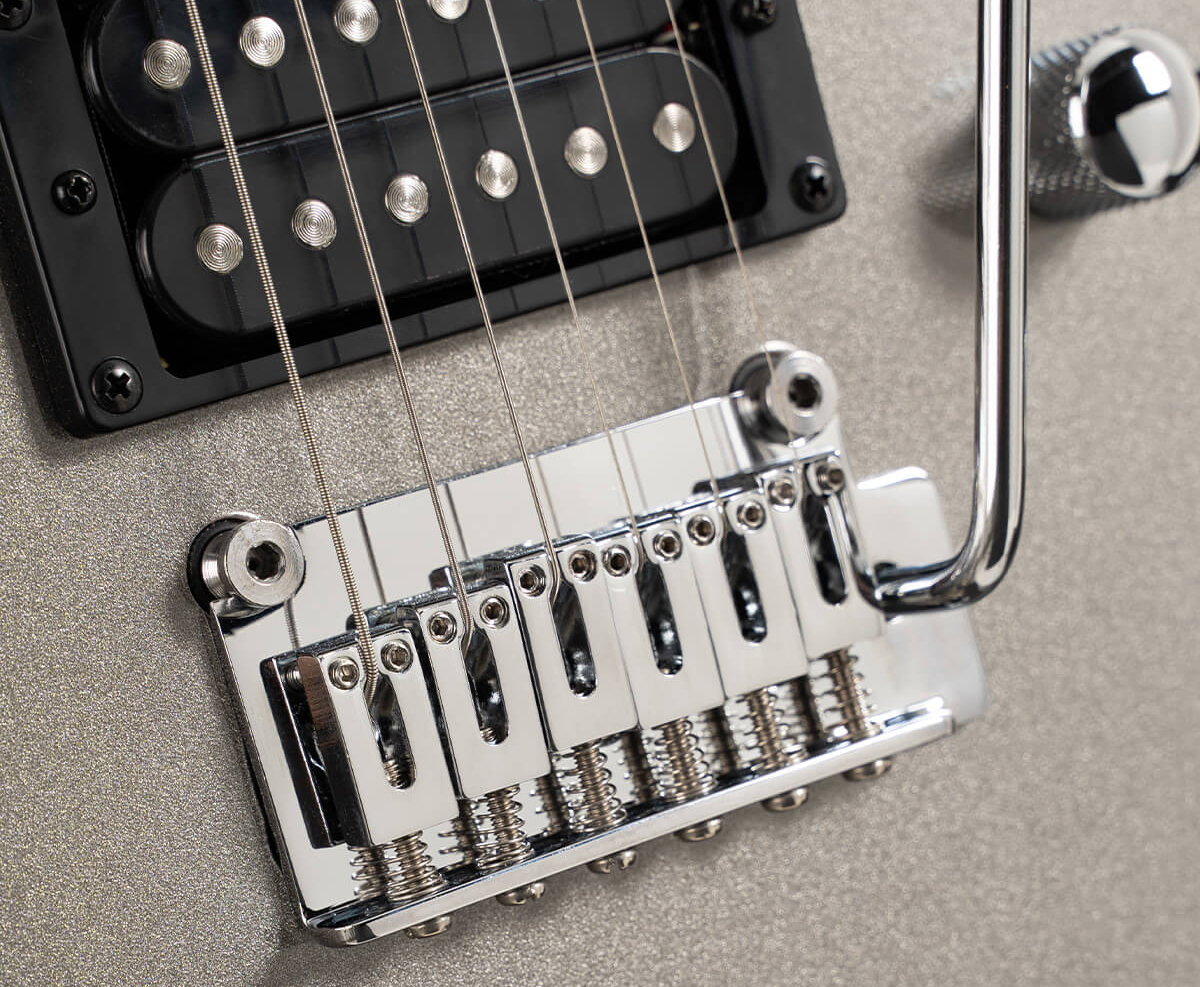 Cort X200 - silver Metal electric guitar