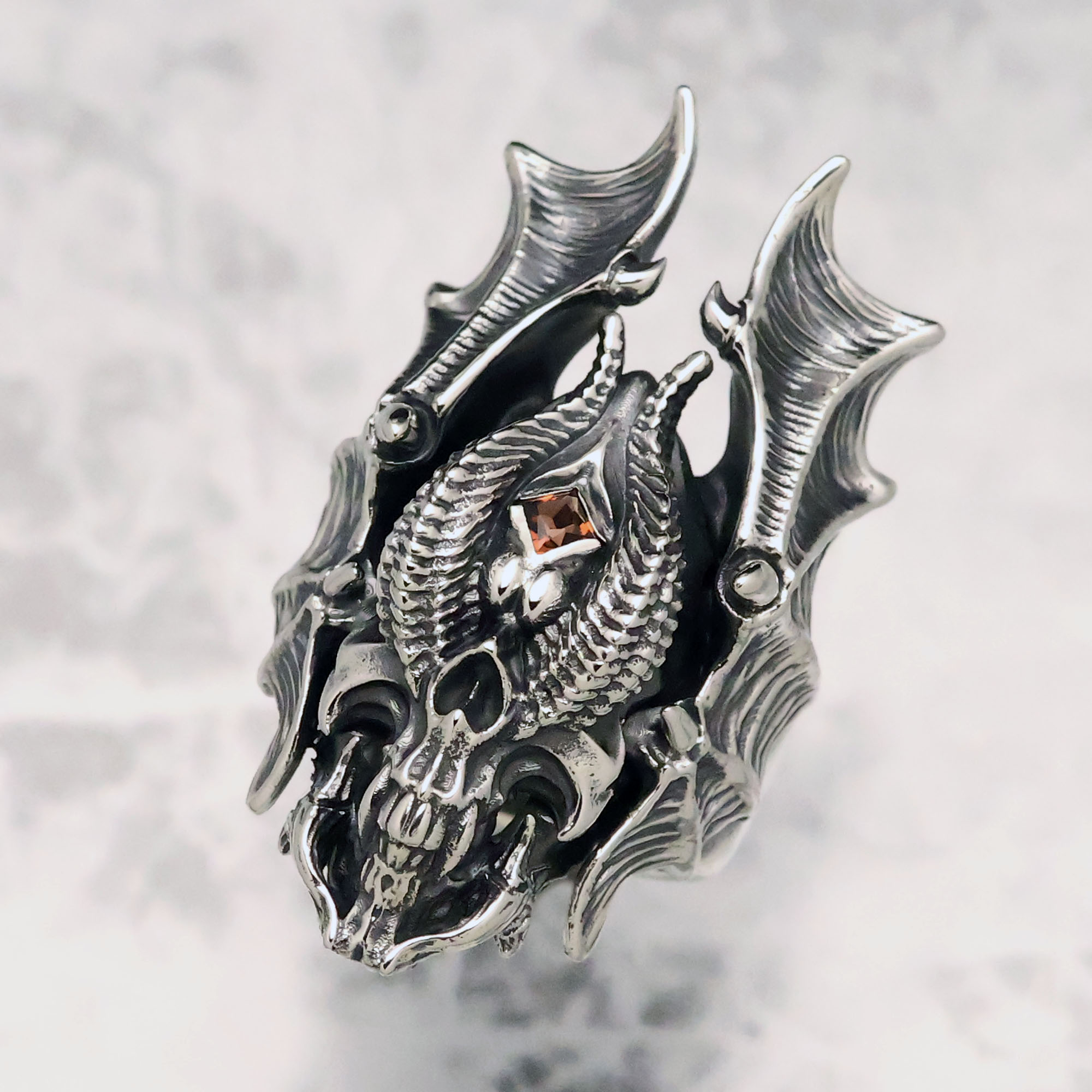 Devil horn creature ring | STRANGE FREAK DESIGNS | デビル カスタム