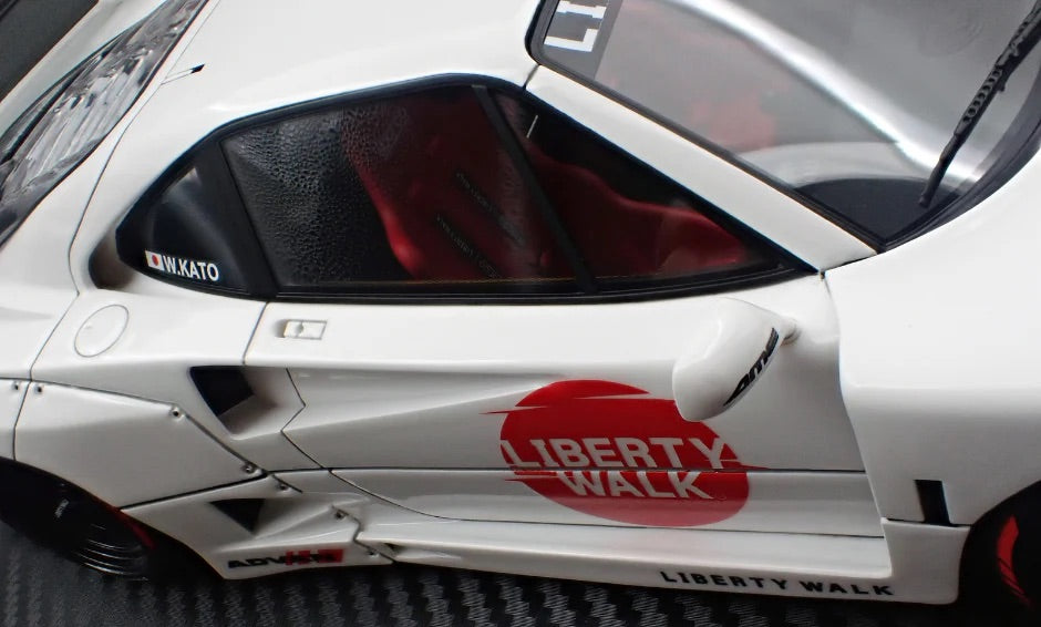 Ignition-Model 2023 Ferrari F40 LBWK LB-Works 40 Japan White 1:18