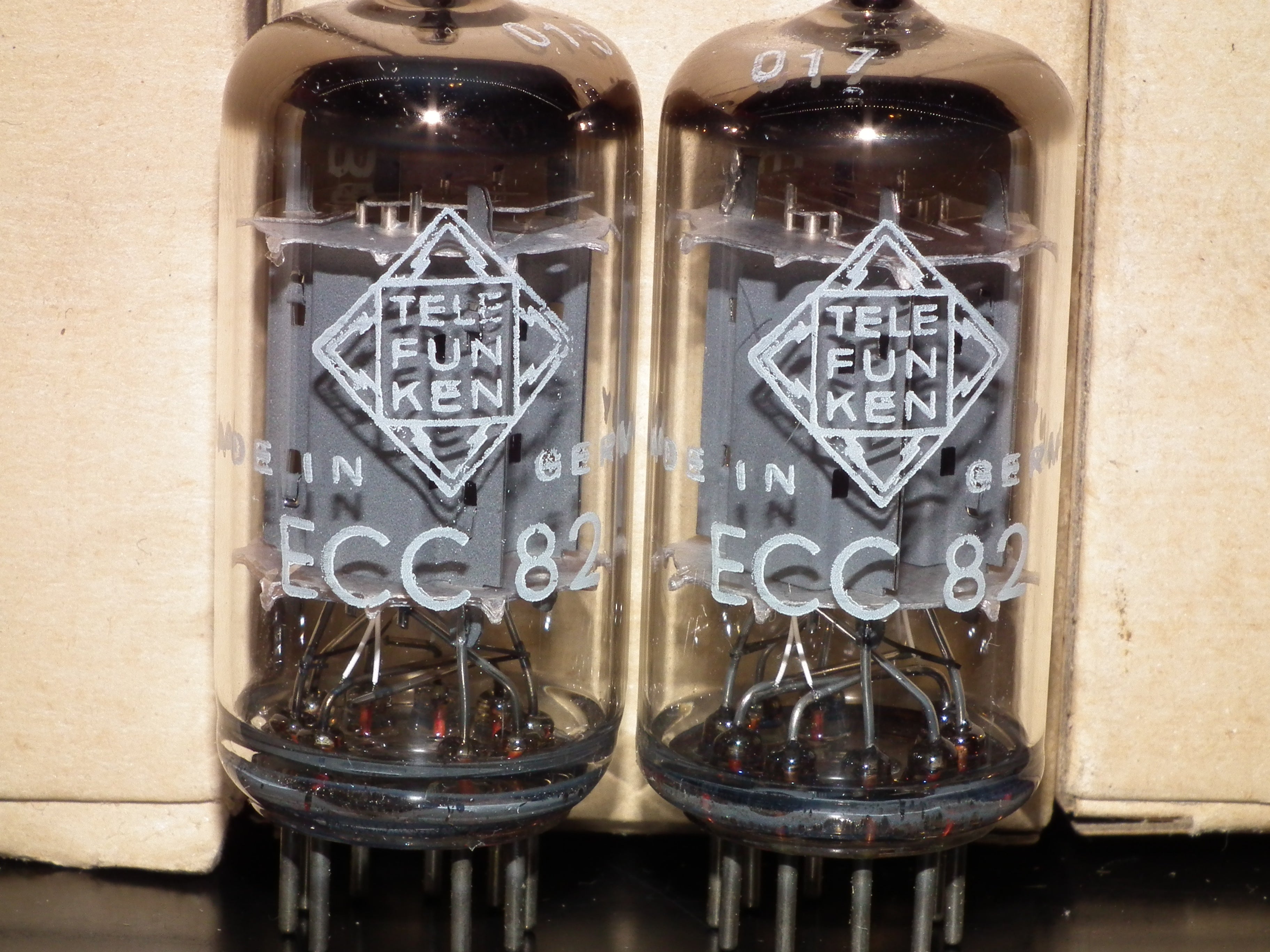 Platinum Matched Pair ECC82 Telefunken Berlin Smooth Anodes 12AU7