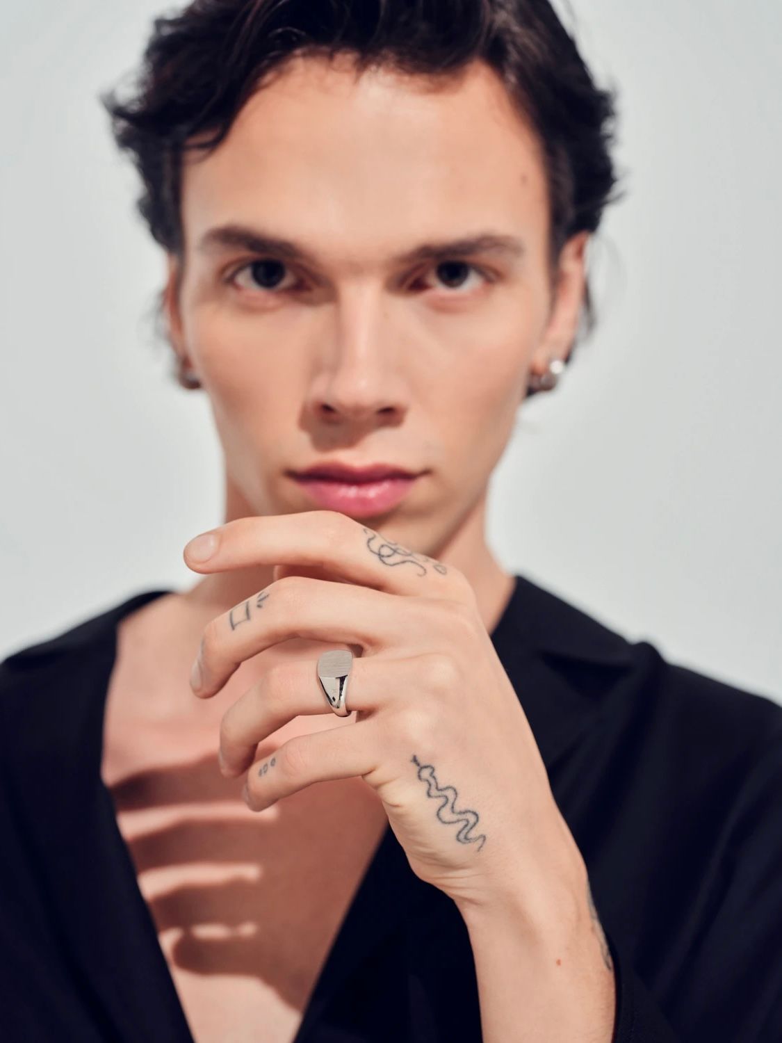 TOMWOOD - ケイ リング サテン / KAY RING SATIN / シルバー | STORY