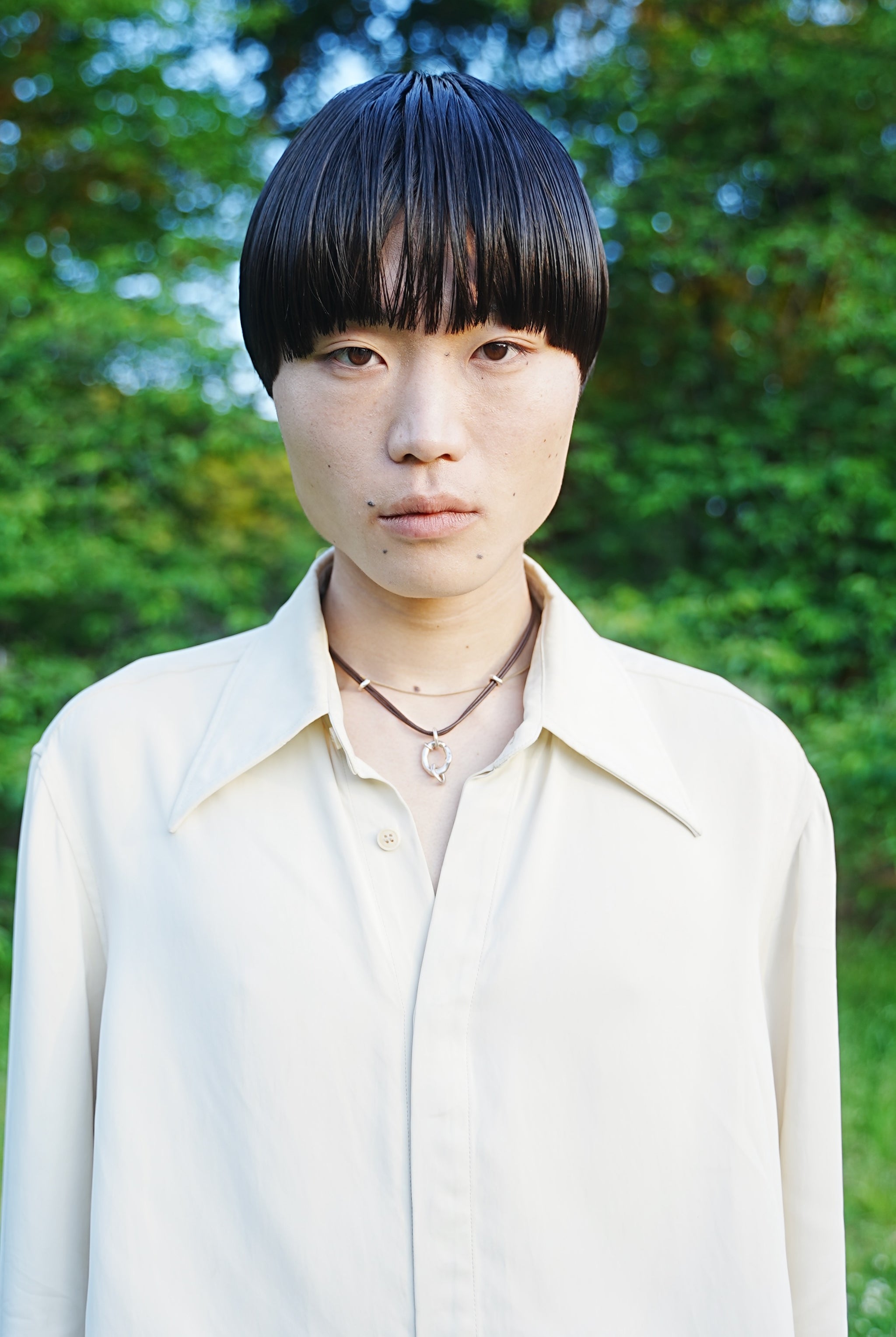 VOID LEATHER NECKLACE – STRONG