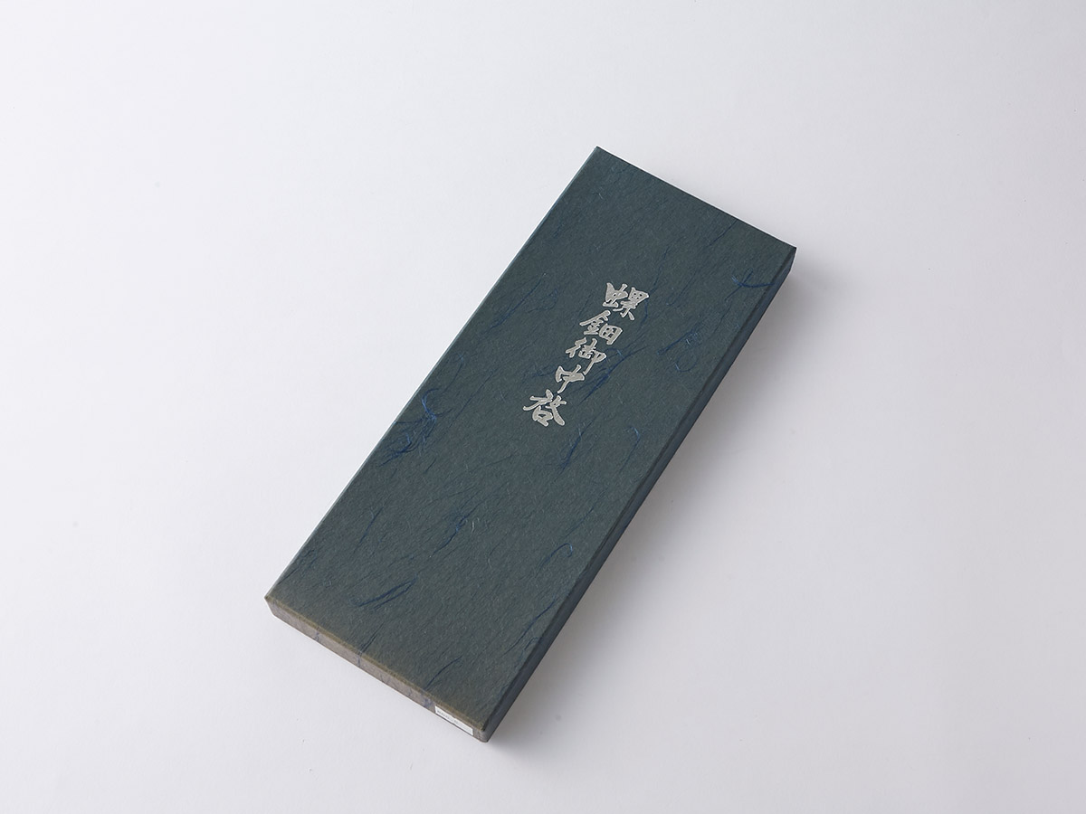 鈴木法衣店 / 黒塗螺鈿骨中啓 蓮絵入