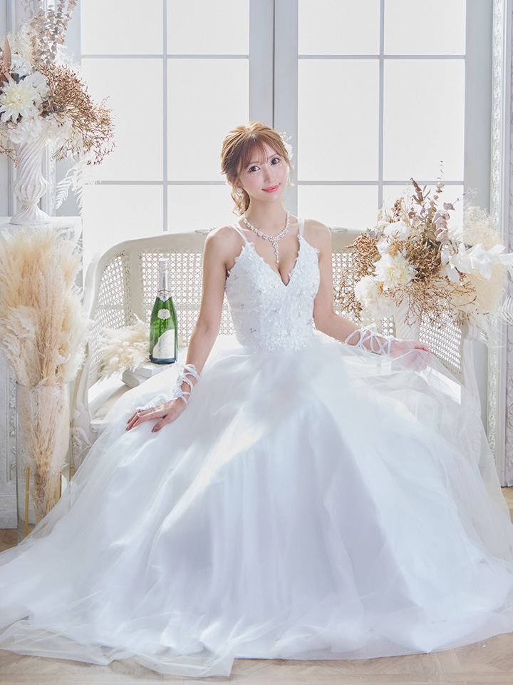 愛沢りん / 関西コレクション着用】【Lip line/リップライン】デザイン