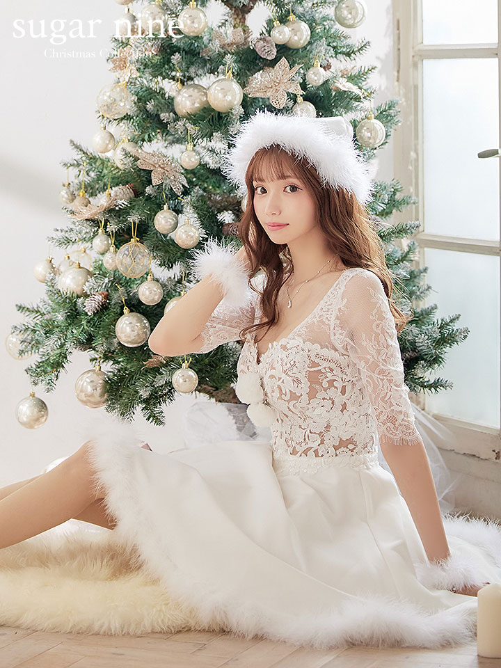 さえら、ヒスクローネの豪華レース満載ホワイトフレアパジャマ さえら