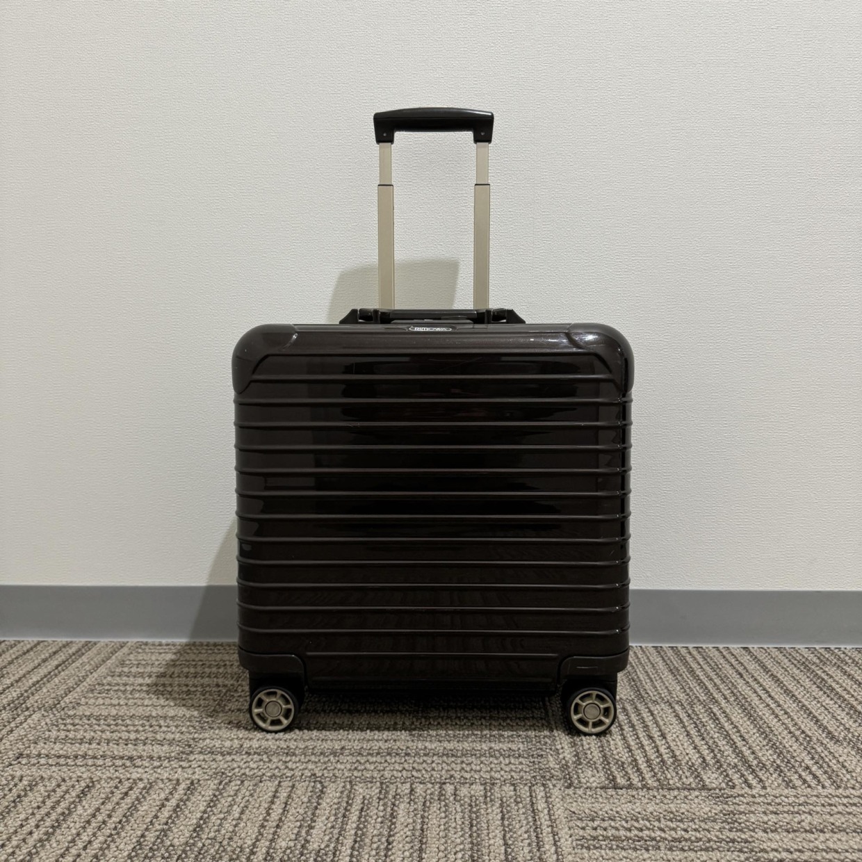 リモワ サルサデラックス 872.40 中古美品 27リットル 4輪 | リモワ