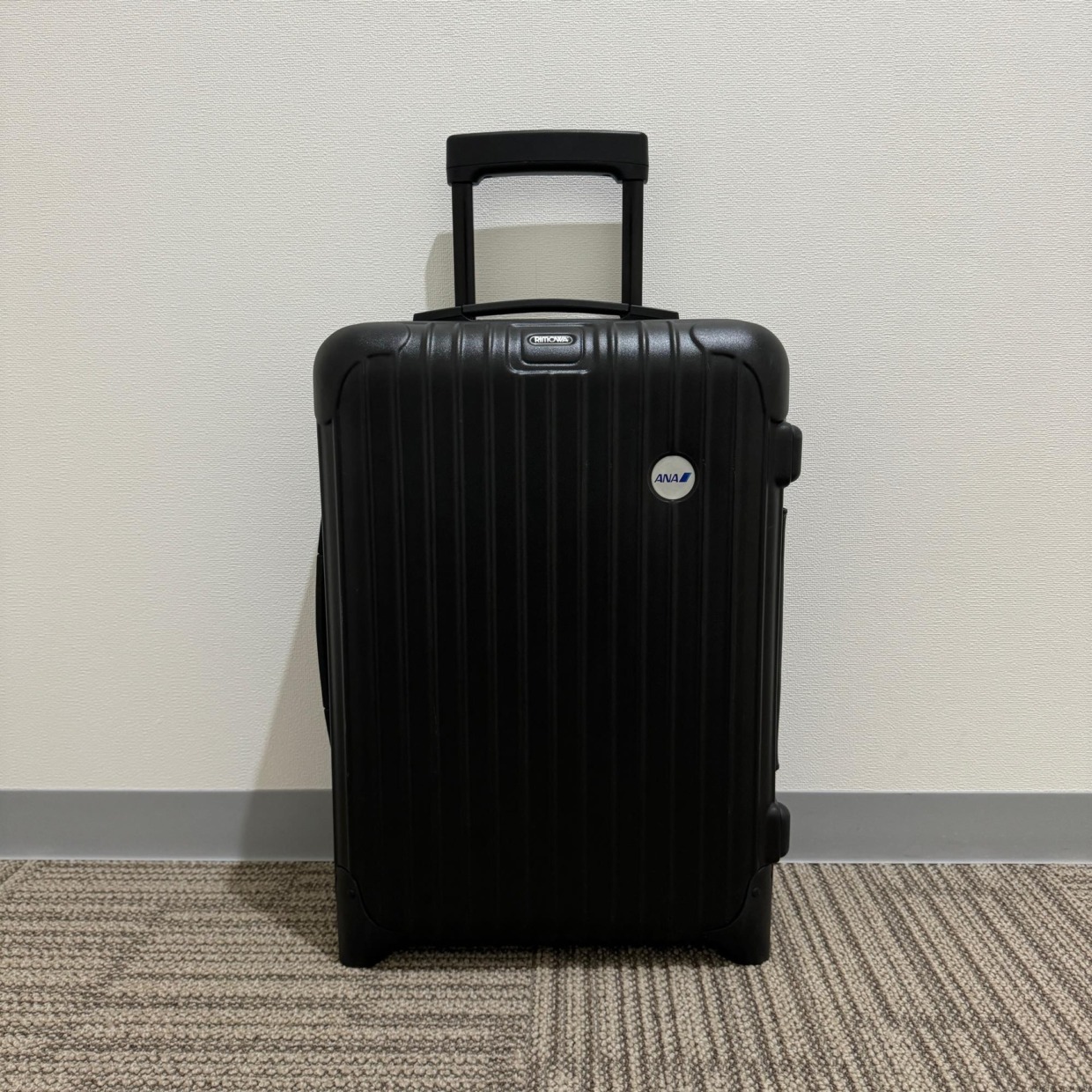 リモワ ANAコラボ限定サルサ 810.90.03.1 中古備品 32リットル 2輪