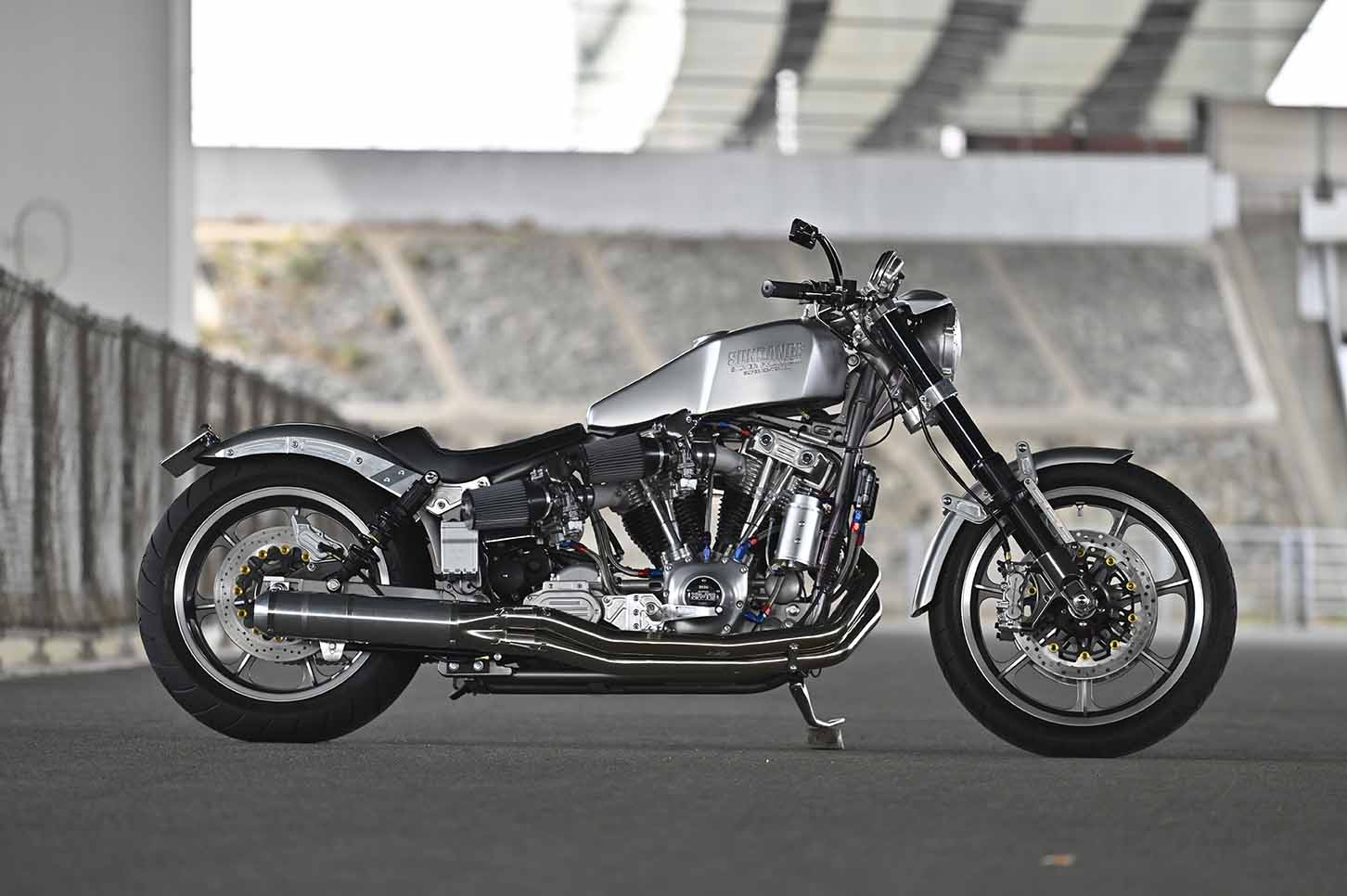 本日、2025年1月21日（火）代官山蔦屋書店でのDaytona WeaponⅠ&Ⅱが