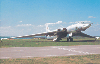 Myasishchev M-6 Bison-B / 3MD Bison-C - Soviet first strategic jet