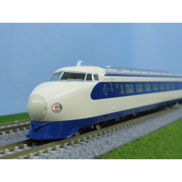 国鉄 0系東海道・山陽新幹線(大窓初期型・ひかり・博多開業時編成