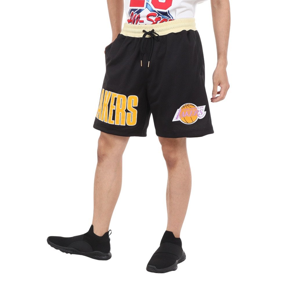 ミッチェルアンドネス（Mitchell&Ness）（メンズ）ハーフパンツ NBA