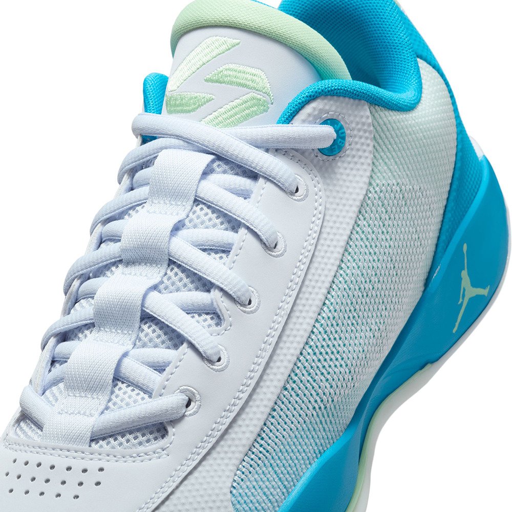 ジョーダン（JORDAN）（メンズ）バスケットシューズ バッシュ ルカ .77