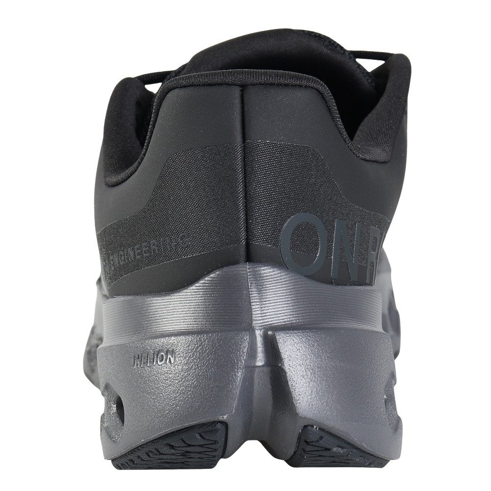 オン（On）（メンズ）ランニングシューズ クラウドサーファー ネクスト