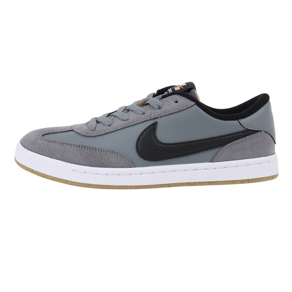 ナイキ（NIKE）（メンズ）スケートボードシューズ SB FC クラシック
