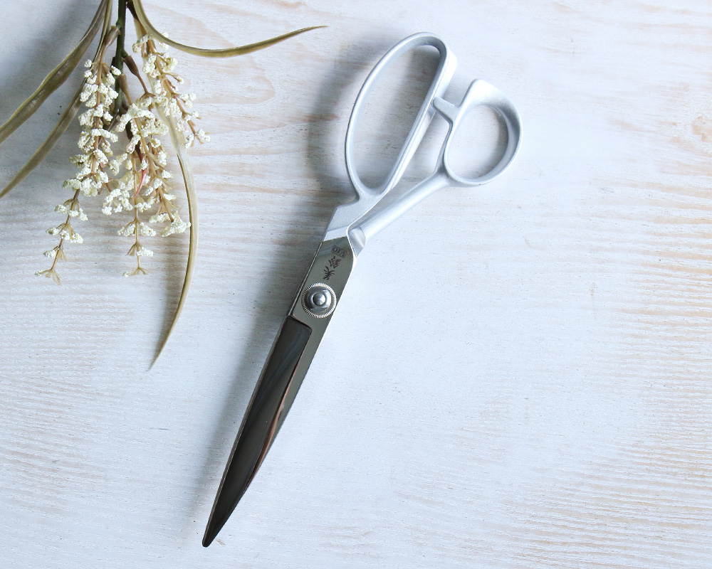 ☆裁ちばさみ 美鈴V10 【260mm】 [M便NG] [K] [50-No.605-26]の通販