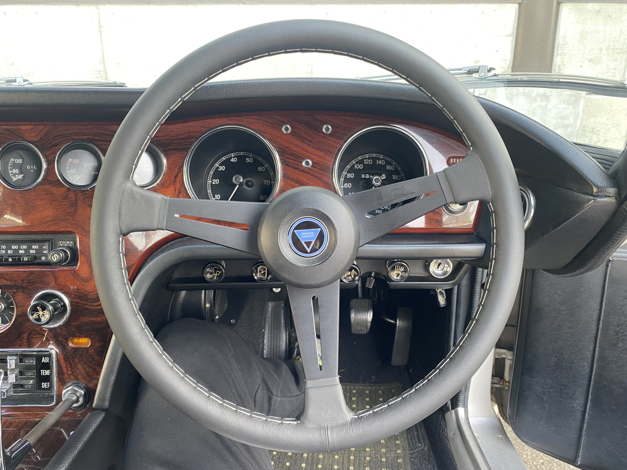 トヨタ 2000GT | ブログ | 株式会社澤田モータース