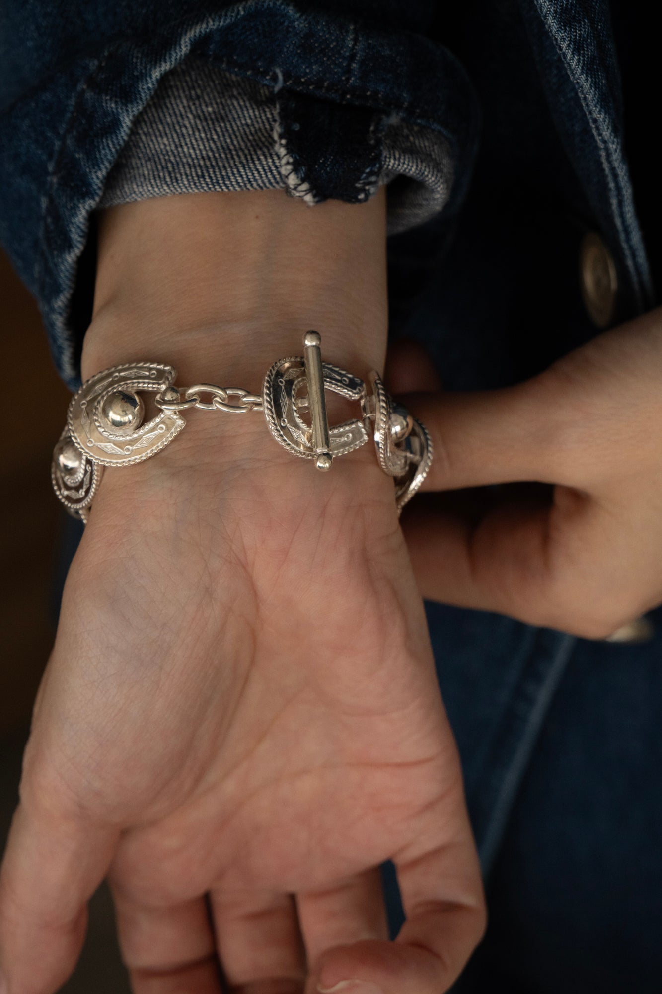 WAKAN SILVER SMITH ワカンシルバースミス Spirit Horse shoe Bracelet