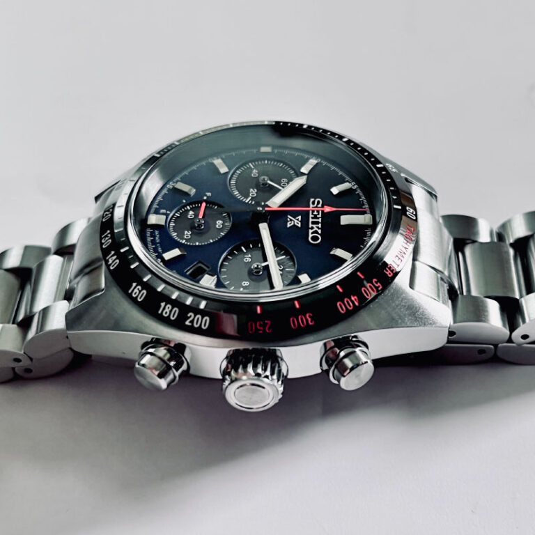 セイコーの復刻系クロノグラフを実機レビュー】10万円以下でコスパも