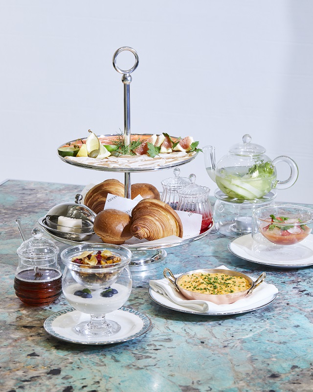 ティファニーの新作ウオッチ再注目【日本初のブルー ボックス カフェが