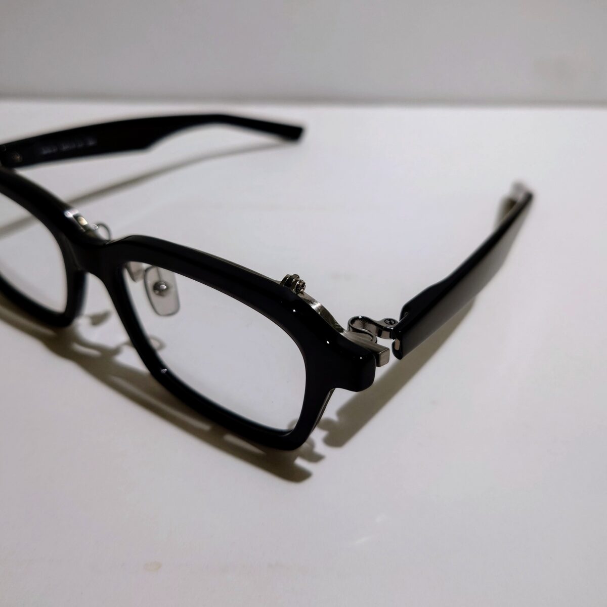999.9(フォーナインズ)【NPM-58】跳ね上げ式の眼鏡 | POKER FACE KYOTO