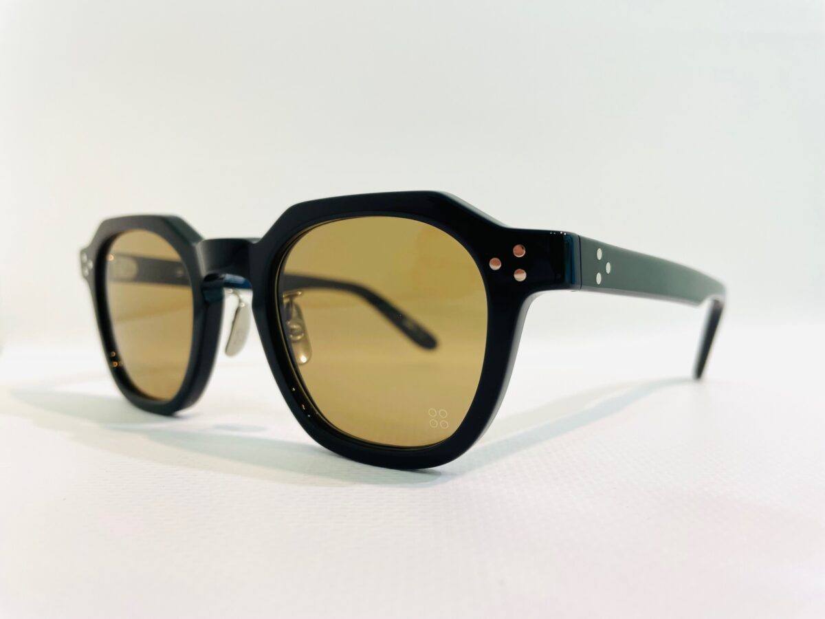 YELLOWS PLUS(イエローズプラス) 】人気のサングラス”GRANT”再入荷