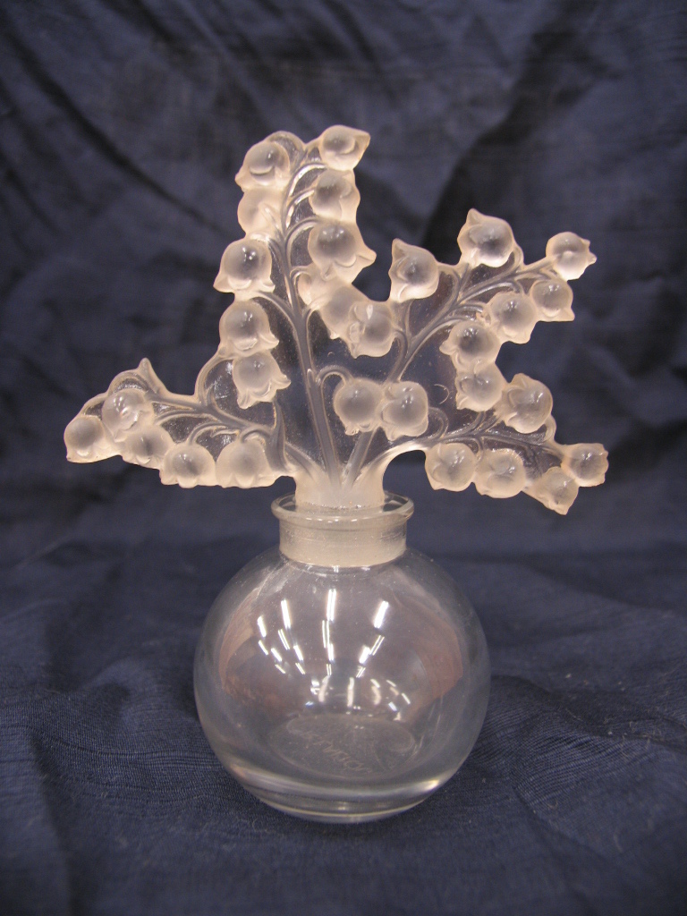 香水瓶｢クレールフォンテーヌ｣(澄んだ泉) | コレクション | ポーラ美術館