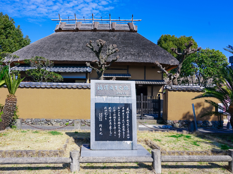 肖像メダルシリーズの今回の人物は福沢諭吉 - 金貨買取本舗｜金貨買取本舗