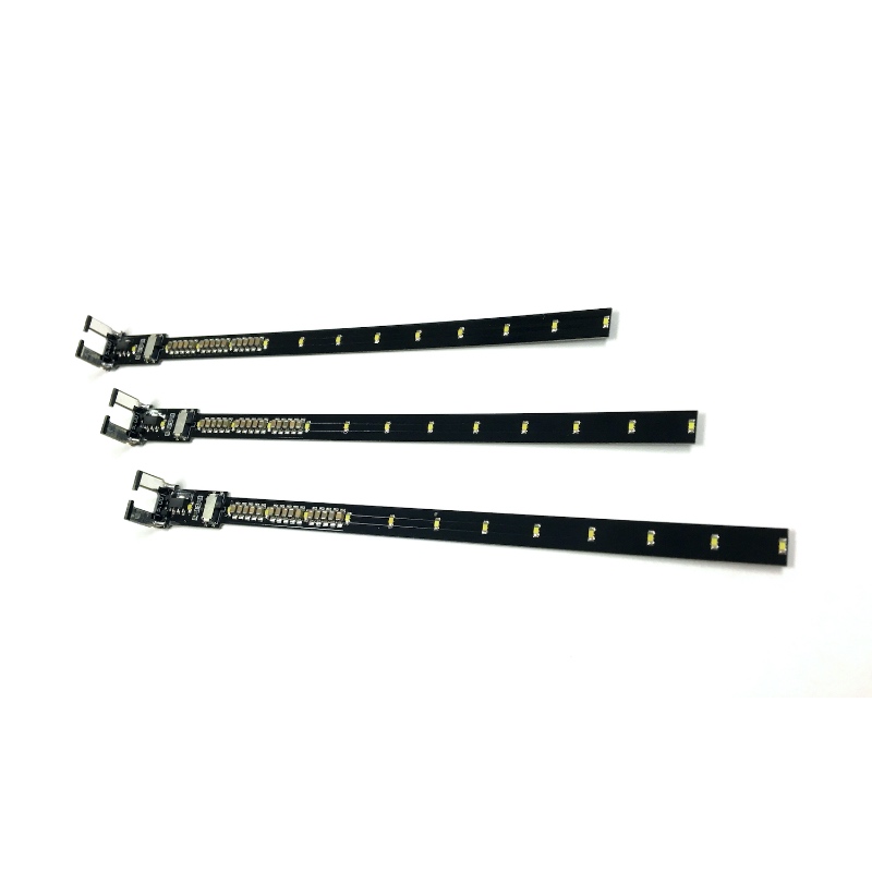 鉄道模型 :: ポポンデッタ_1522_LED室内灯(EC付) 電球色 Cタイプ7本入り_N