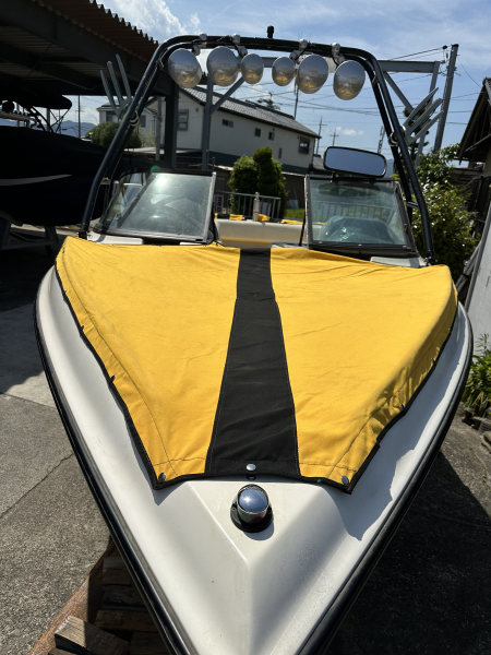 マリブ ウェイクセッター Vドライブ琵琶湖艇イエローハル艇 中古艇