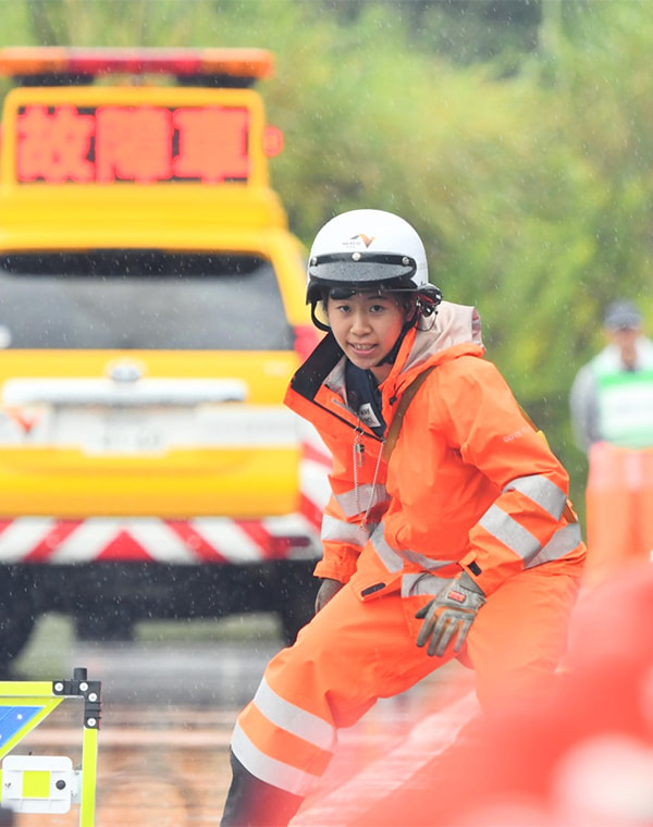 路上作業競技会｜NEXCO中日本グループ 中日本ハイウェイ・パトロール