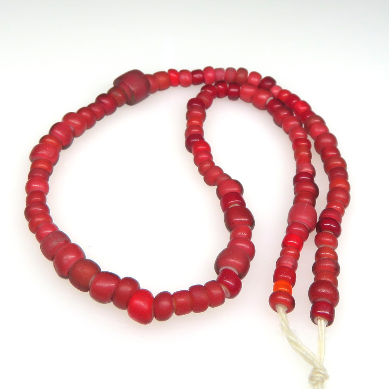 ヴェネチアンビーズ/ホワイトハーツ/金赤+血赤ホワイトハーツ 短連