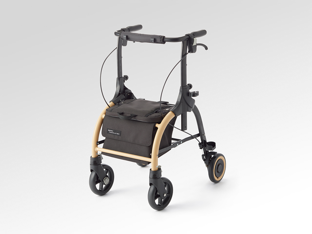 いす付き歩行車 ウォルオル｜Paramount Care Service