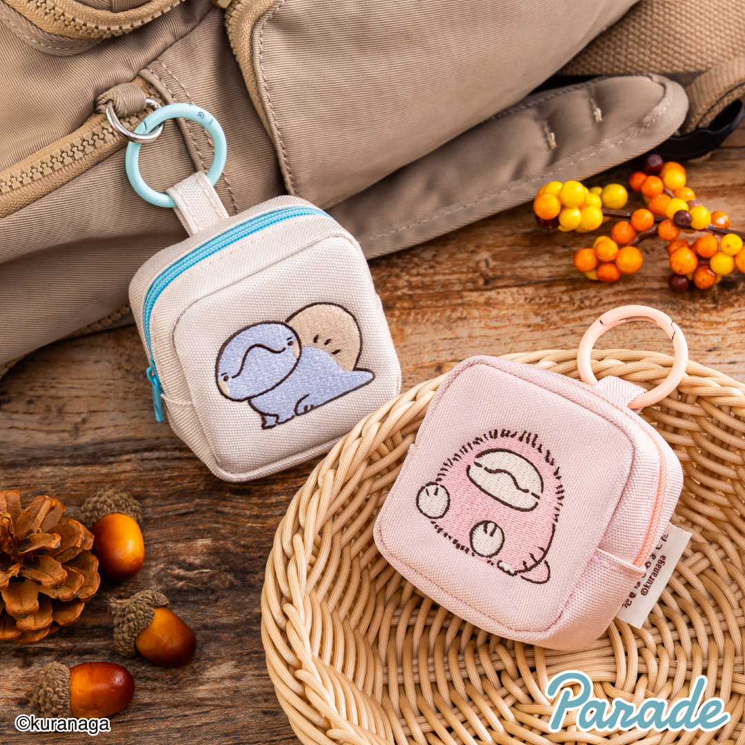 恐竜はじめました カラビナつき刺繍スクエアミニポーチ | 商品紹介