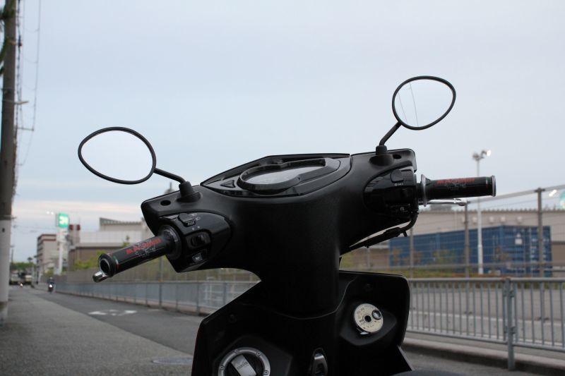 カーボン台湾ミラー M8正/逆 （汎用） シグナスX・BW'S125のカスタム