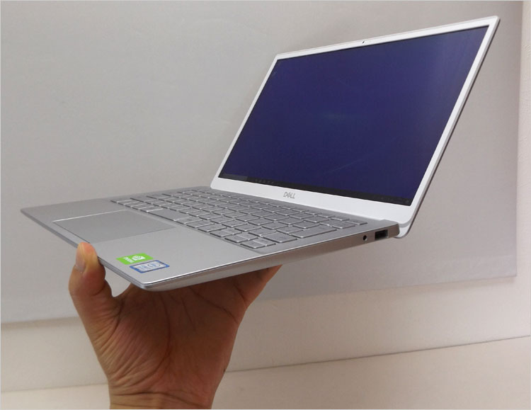 DELL Inspiron 13 5000（5390） レビュー Whiskey Lake （Uシリーズ）