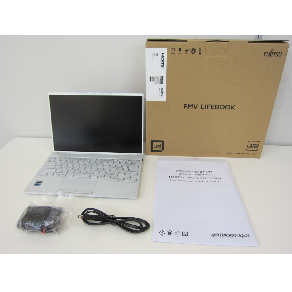 中古A]FMV LIFEBOOK UH90/H1 FMVU90H1W シルバーホワイト: PCボンバー