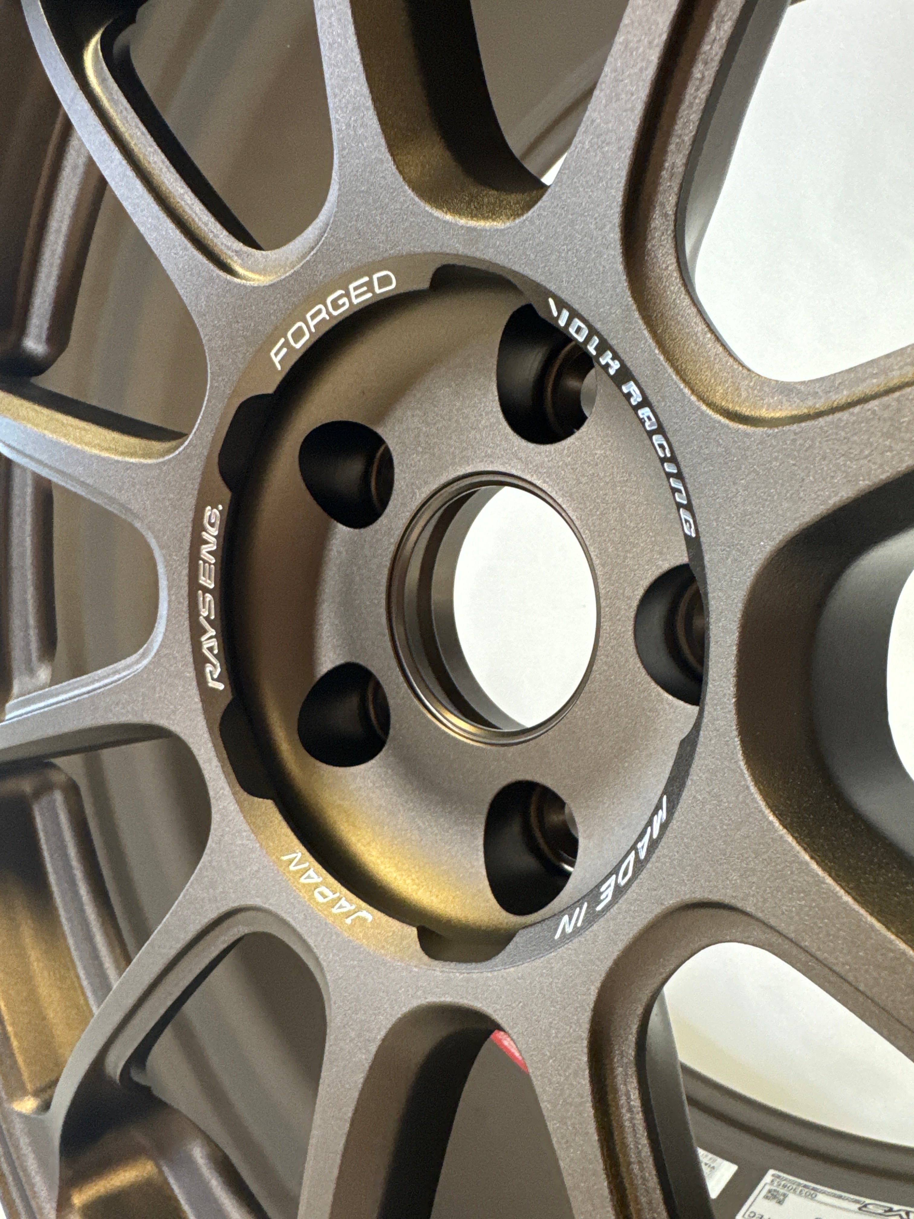 Volk Racing ZE40 M-Spec 18x9.5 +35mm 5x114.3 Almite Bronze