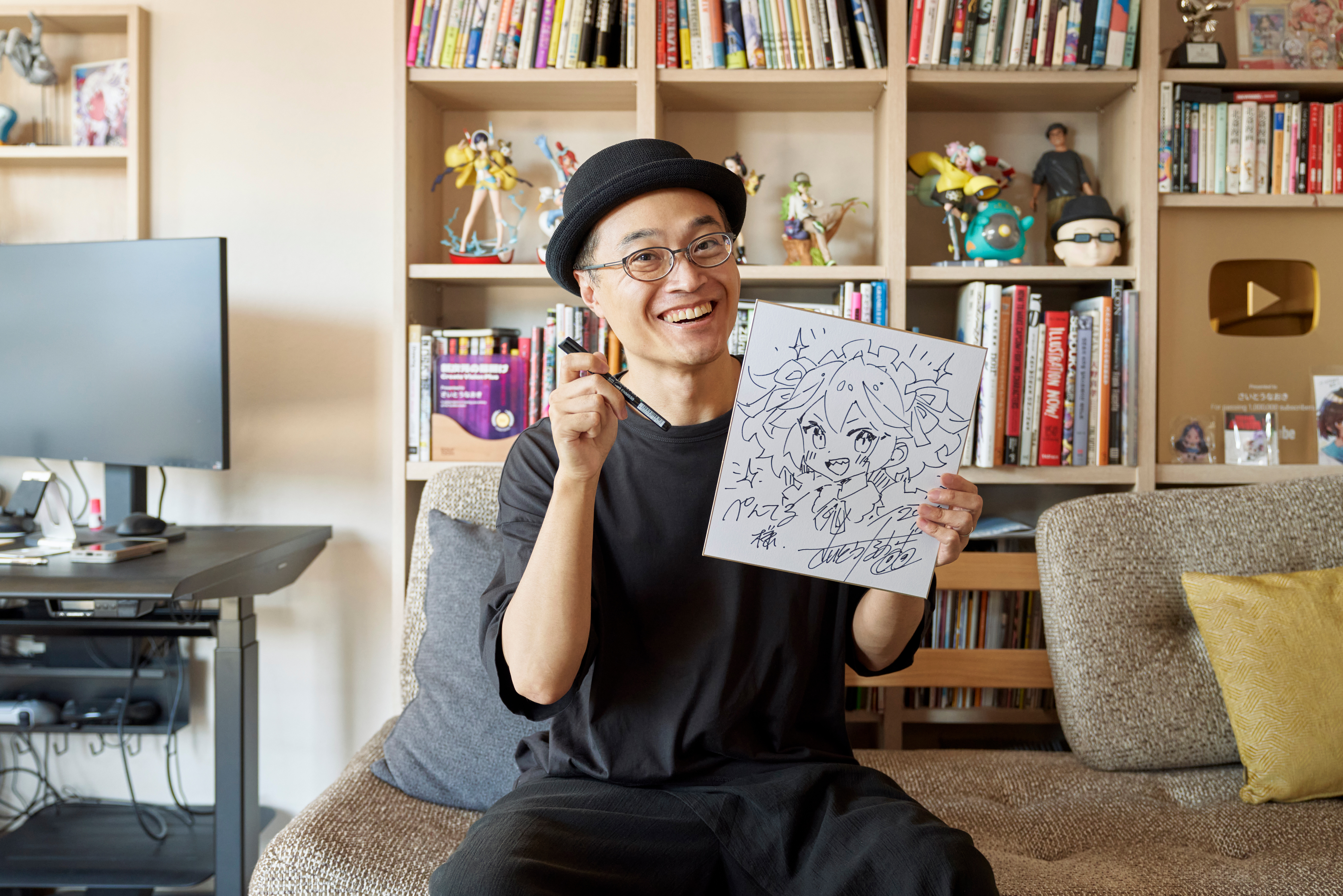 創作のはじまりには、“描けすぎない”グラフギア1000。YouTuber