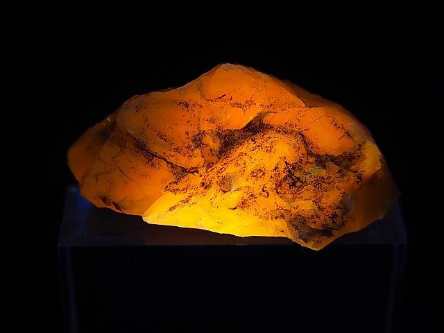 Hokkaidoite北海道然別湖産蛍光オパール原石 3.0g - パーフェクト