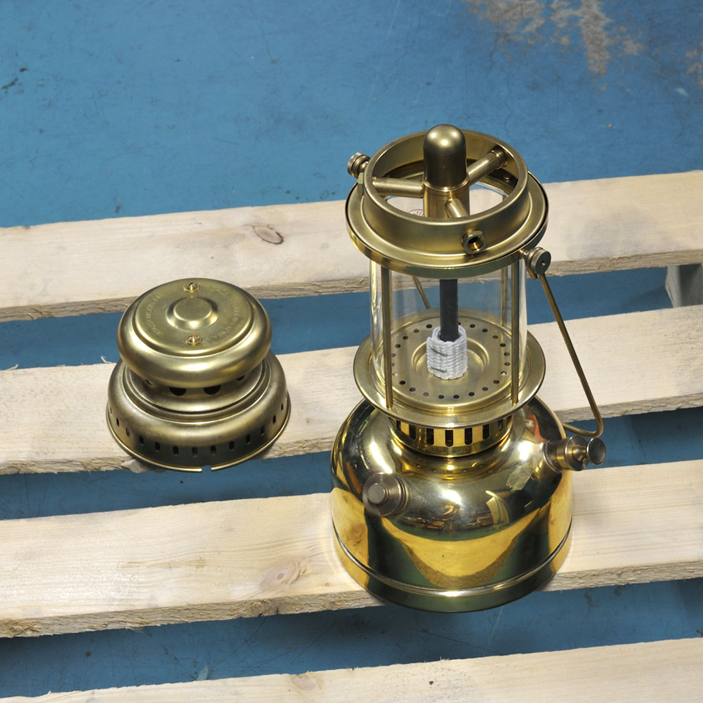 ヴェイパラックスランタン E41 ポリッシュドブラス - Vapalux Lanterns