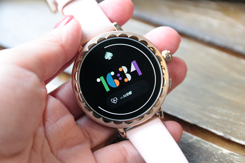 スマートウォッチも「可愛いは正義」。ケイト・スペード最新モデルを