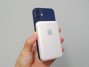 アップル純正「MagSafeバッテリーパック」はAirPods Proにも有効