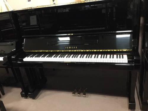 ㈱フロイデ ピアノプラザ ヤマハ 中古アップライトピアノ X支柱モデル