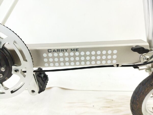 小さい車体ながら本格派の折り畳み自転車! Pacific Bycles CARRY ME の