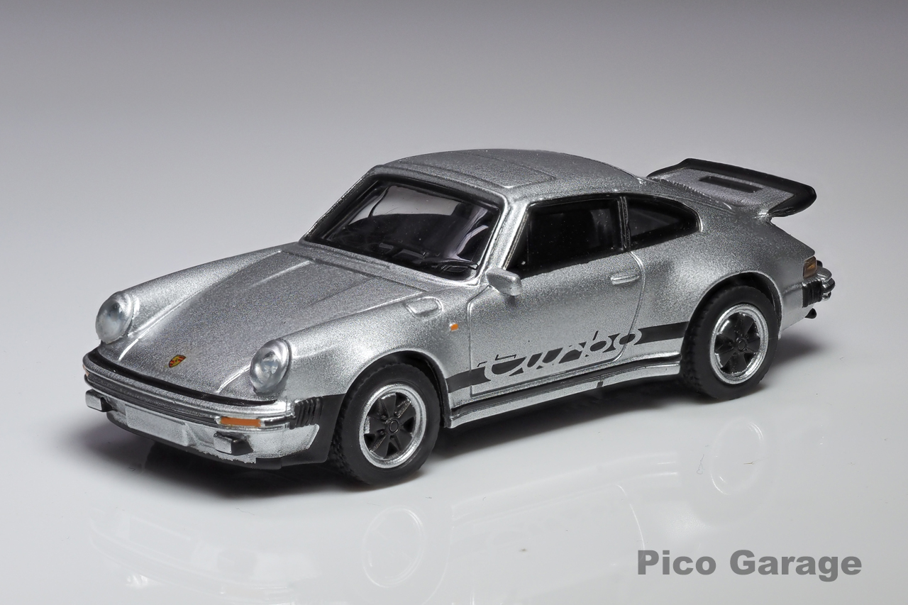 ◇【Schuco】EDITION 1:64 ポルシェ 911 ターボ （930シルバー）