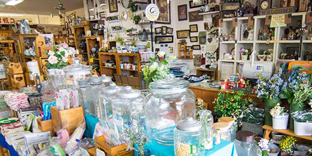 パインファクトリー東京・八王子店|カントリー家具白いフレンチ