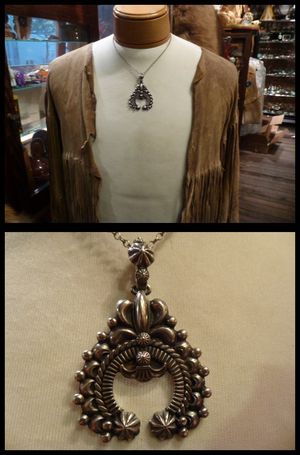 ナバホ Delbert・Gordon デルバート・ゴードン コンチョアップリケ